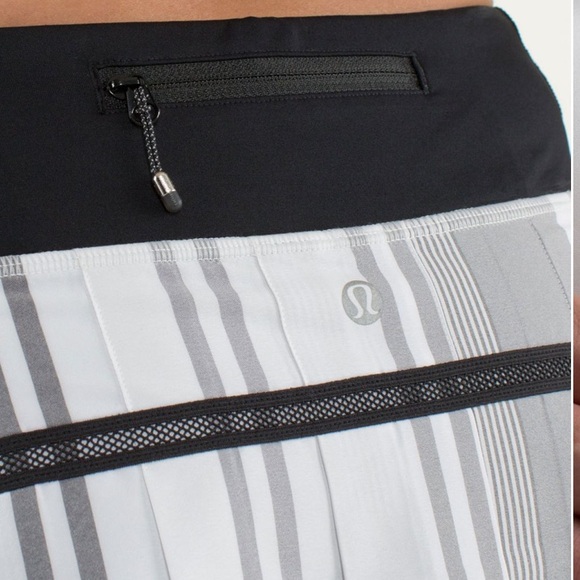 Lululemon Run: Pace Setter Skirt 8 Tall Groovy Stripe Nimbus / Black - Picture 5 of 10